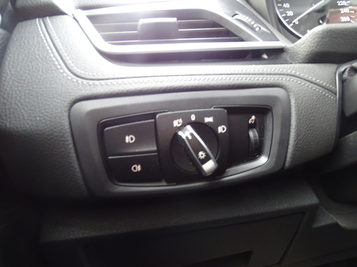 BMW 220 Active Tourer2er - 220i Active Tourer 