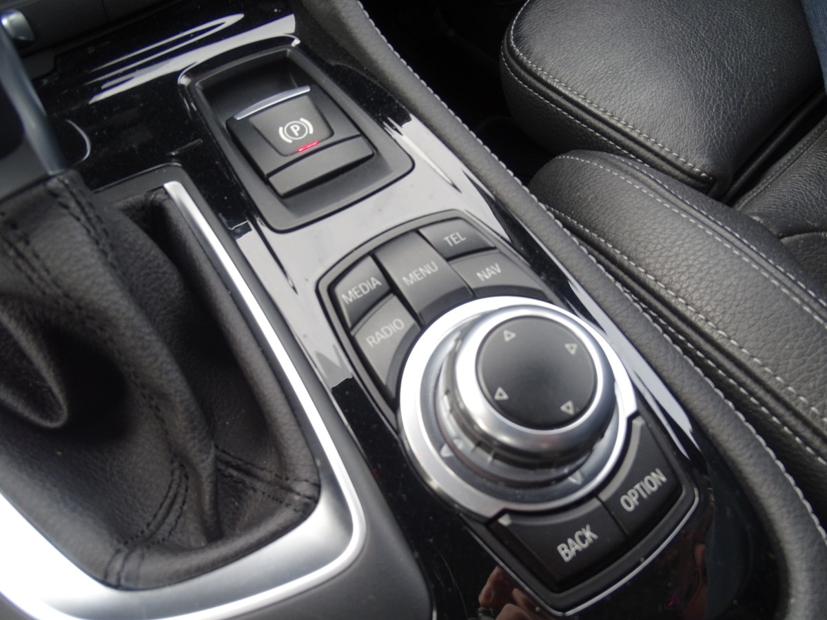 BMW 220 Active Tourer2er - 220i Active Tourer 