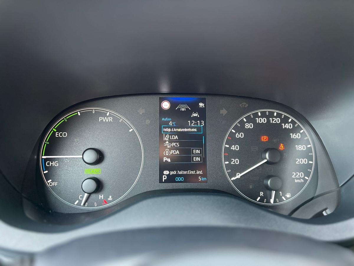 Toyota Yaris 1.5 Sitz+Lenkradhzg - e.Call - R.Kamera - PDC v+h
