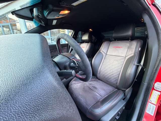 Dodge Charger 5.7 V8 HEMI R/T SRT