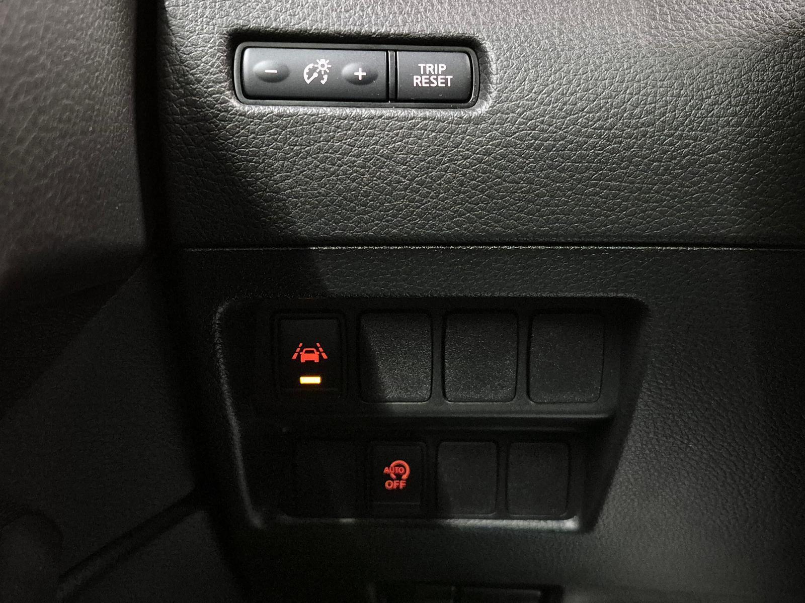 Nissan Qashqai LED/App-C./Pano/SHZ/360°/Tempom./18-LM