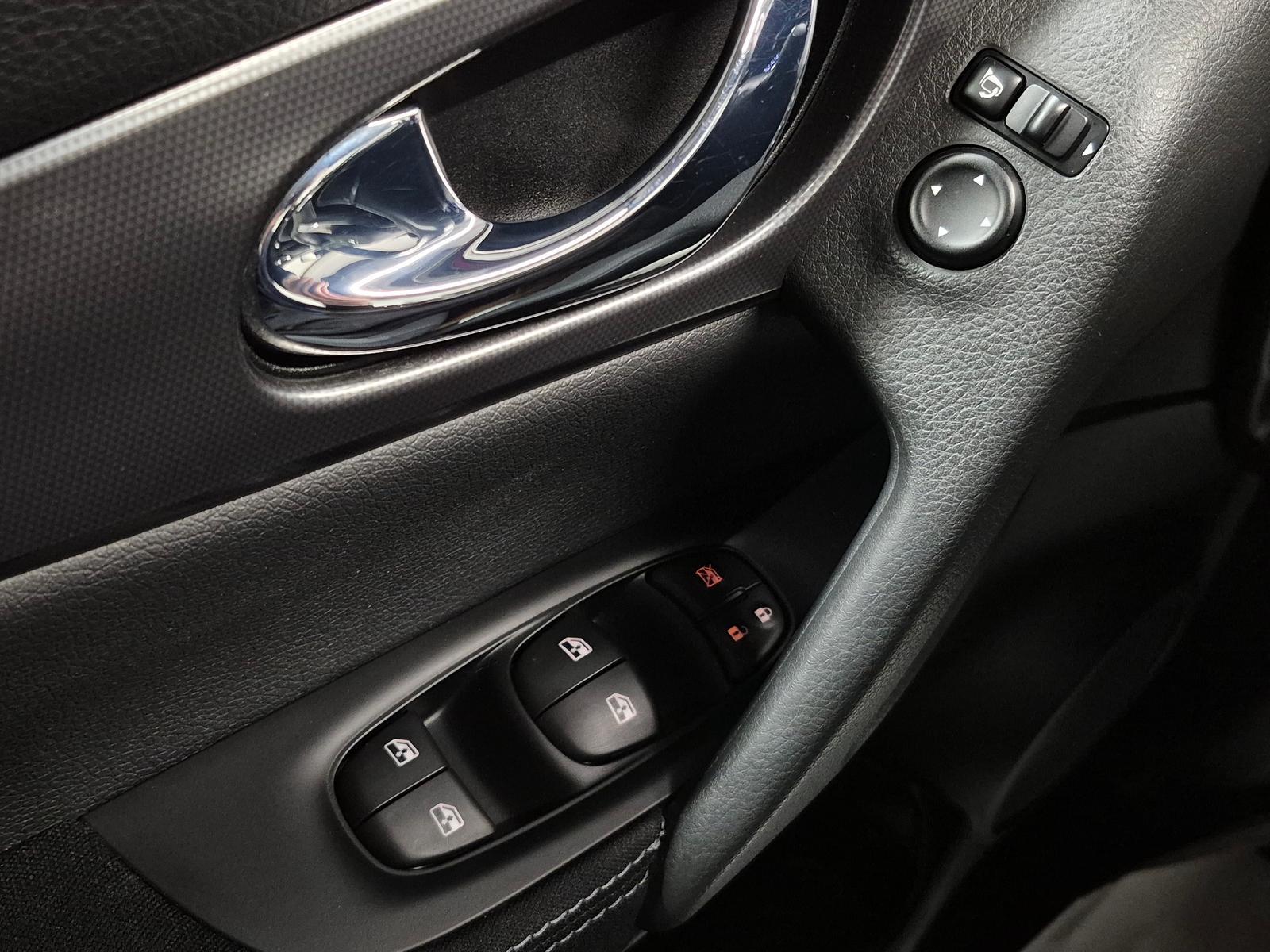 Nissan Qashqai LED/App-C./Pano/SHZ/360°/Tempom./18-LM