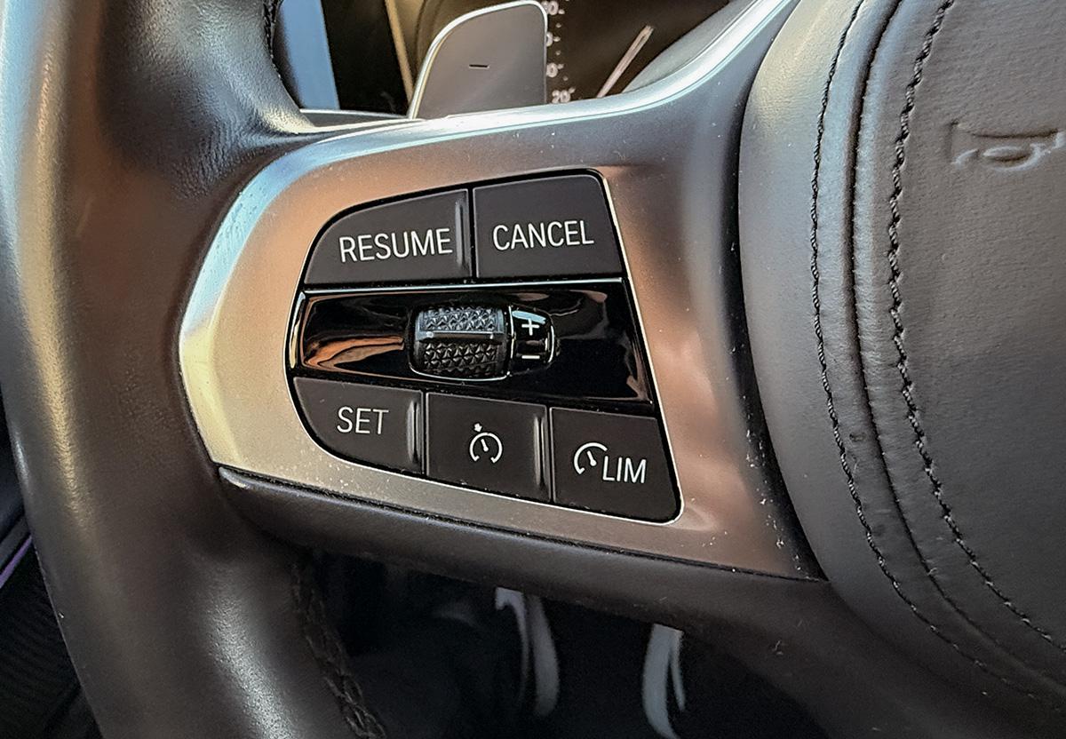 BMW 320i M Sport Live Cockp.Plus LED PDC