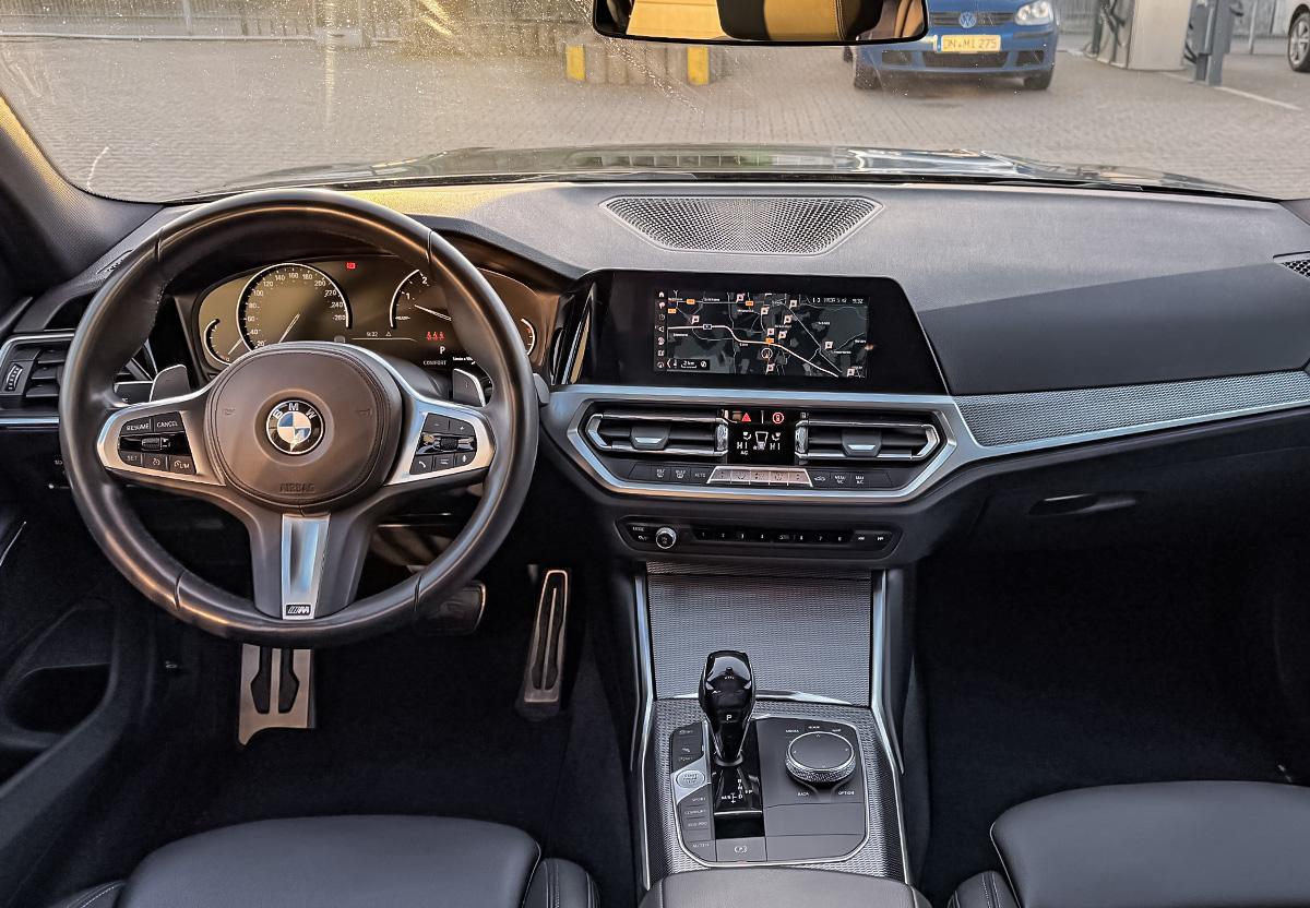 BMW 320i M Sport Live Cockp.Plus LED PDC