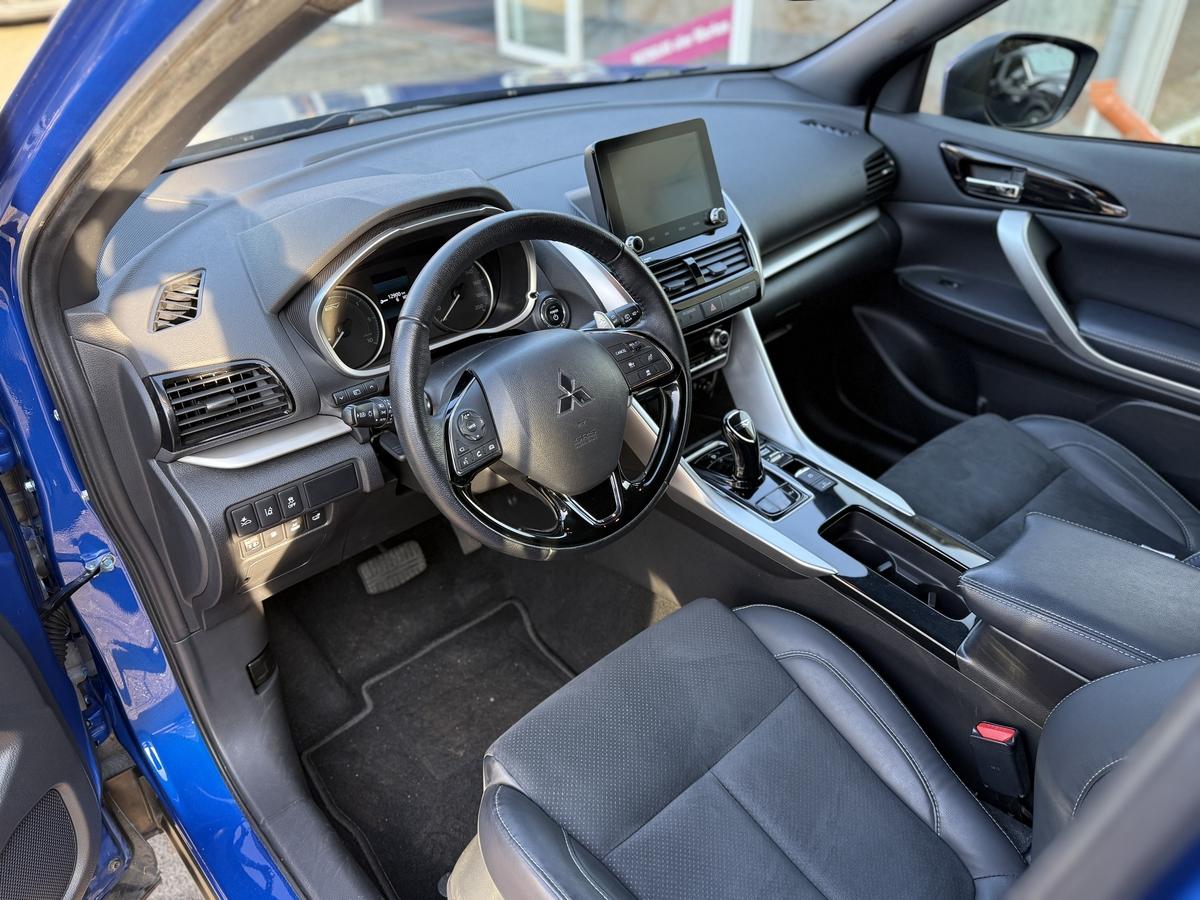 Mitsubishi Eclipse Cross Plug-In Hybrid Plus mit Select Paket, AHK. 
