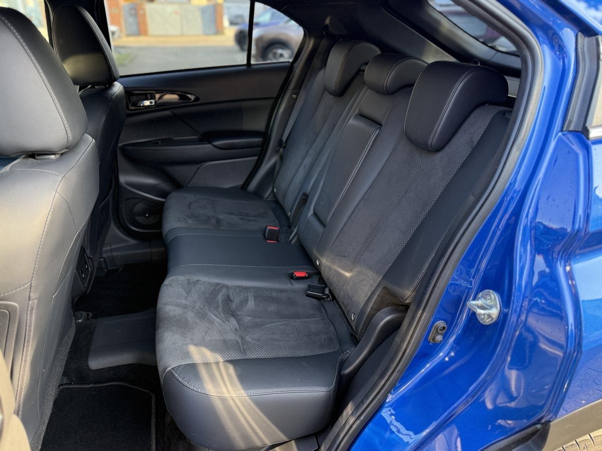 Mitsubishi Eclipse Cross Plug-In Hybrid Plus mit Select Paket, AHK. 