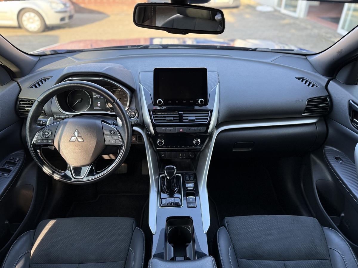 Mitsubishi Eclipse Cross Plug-In Hybrid Plus mit Select Paket, AHK. 