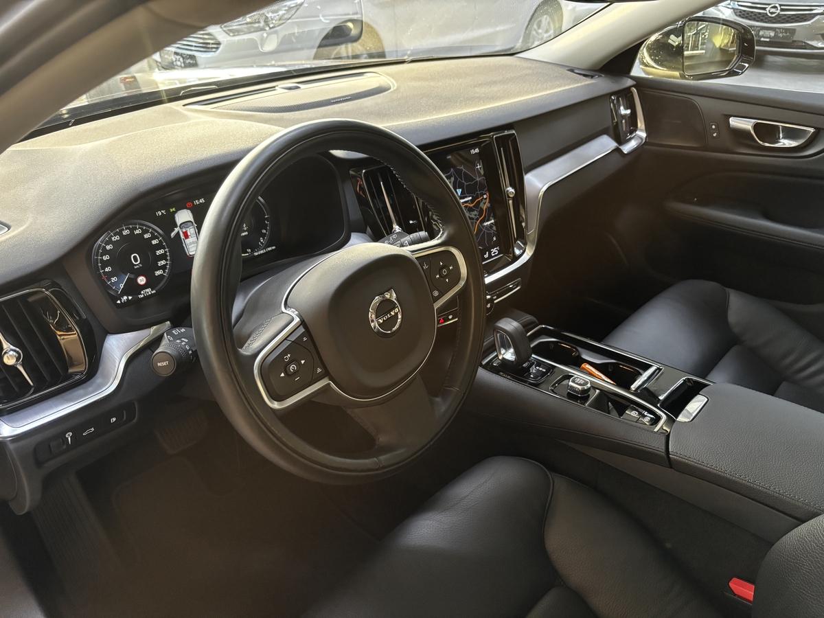 Volvo V60 T6 AWD Inscription Expression LED ACC Pano. H&K