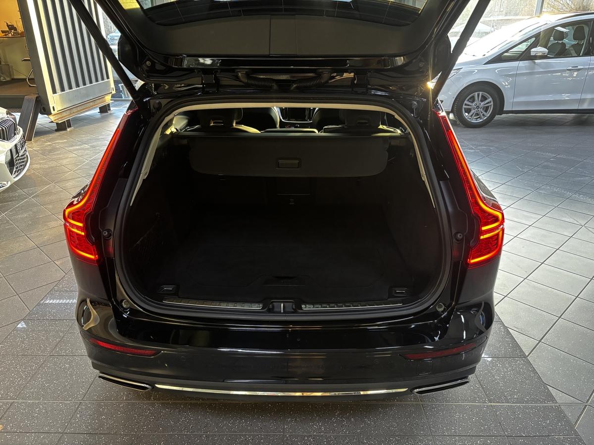 Volvo V60 T6 AWD Inscription Expression LED ACC Pano. H&K