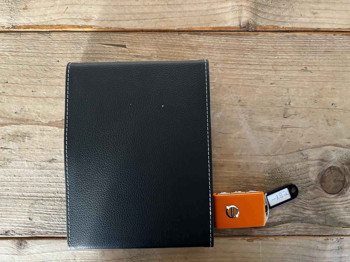 Volvo V60 T6 AWD Inscription Expression LED ACC Pano. H&K