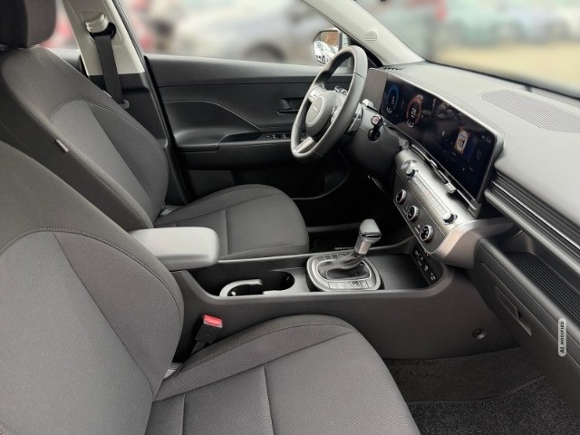 Hyundai KONA Select 2WD +KLIMA+PDC+RFK+NAVI+CARPLAY+UVM+