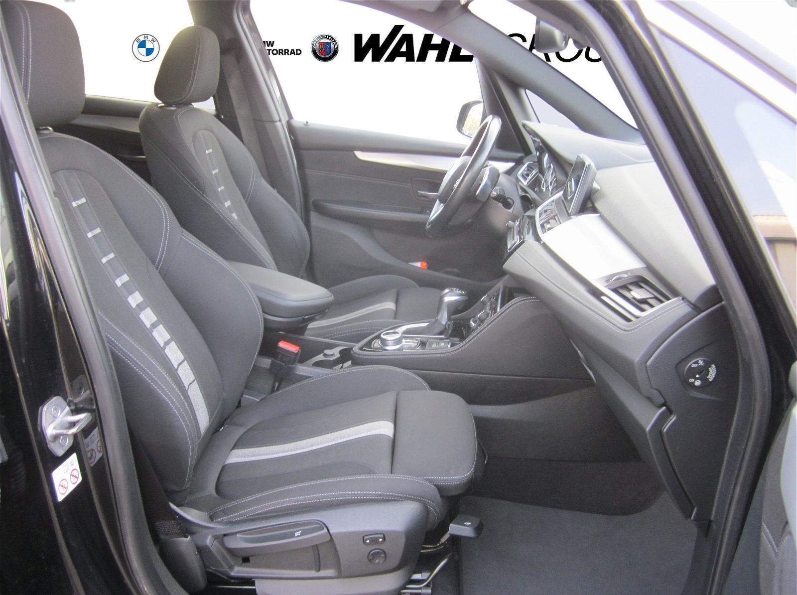 BMW 220 ACTIVE TOURER SPORT LINE NAVI LED ACC RFK KOMFORTZG SHZG