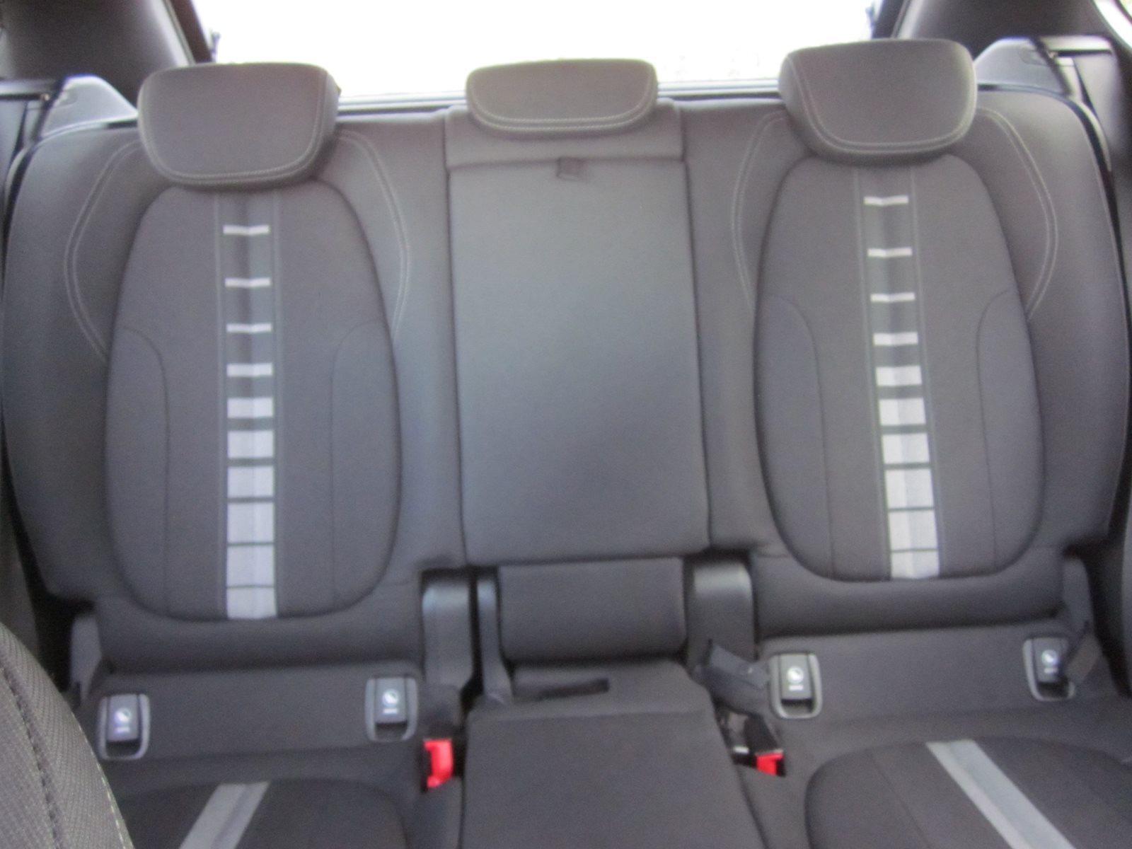 BMW 220 ACTIVE TOURER SPORT LINE NAVI LED ACC RFK KOMFORTZG SHZG