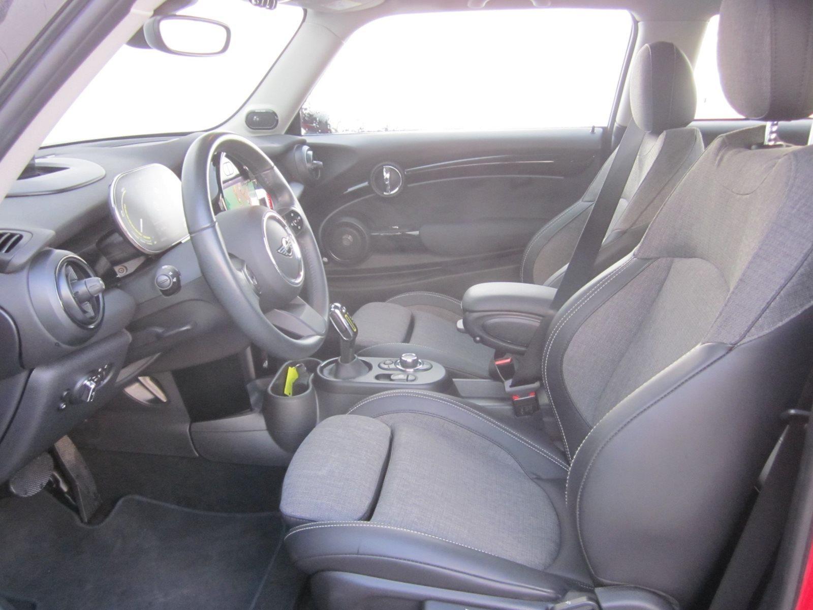 MINI Cooper SE SE CLASSIC TRIM NAVI LED PANO RFK HUD GRA HIFI HK DAB