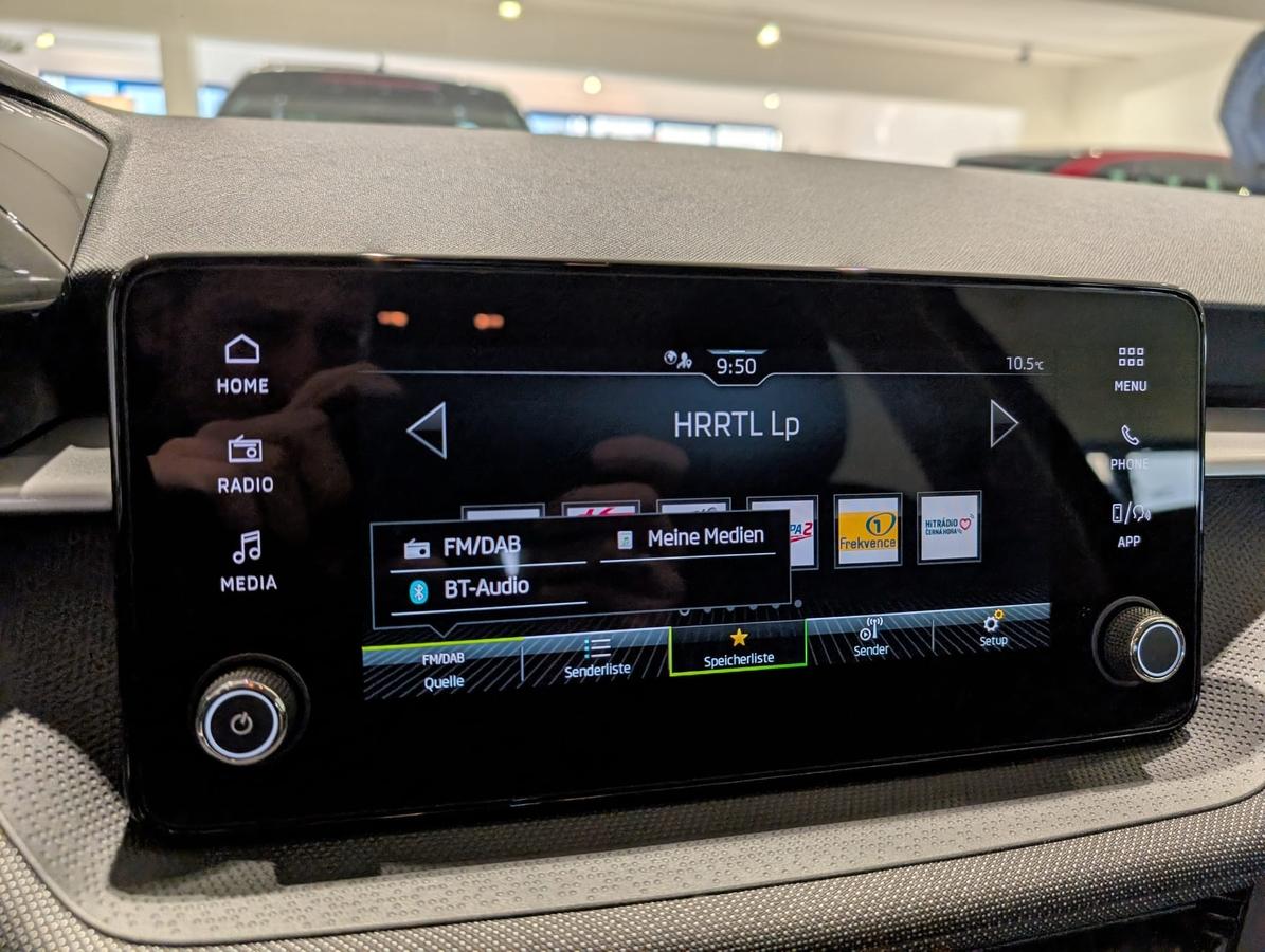 Skoda Fabia AHK 5J. Garantie SHZ PDC GRA