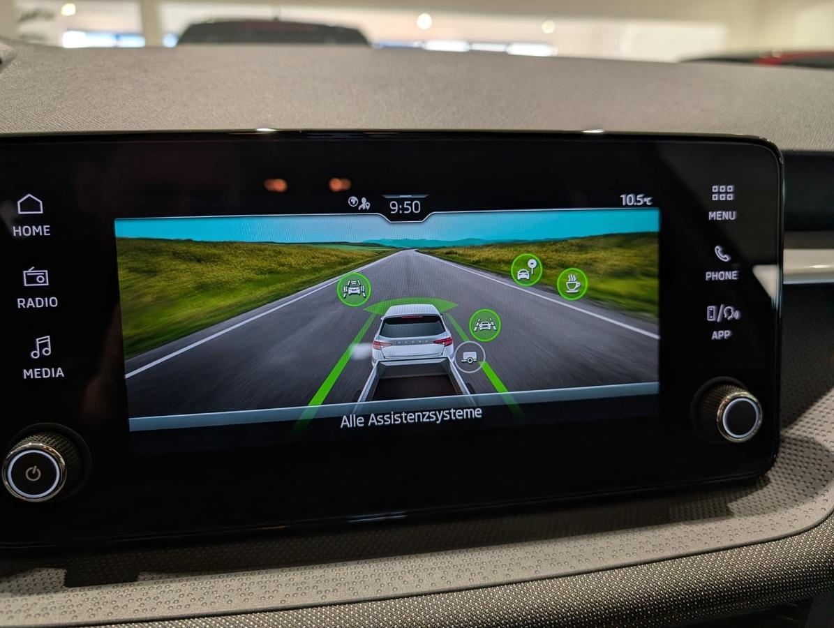 Skoda Fabia AHK 5J. Garantie SHZ PDC GRA