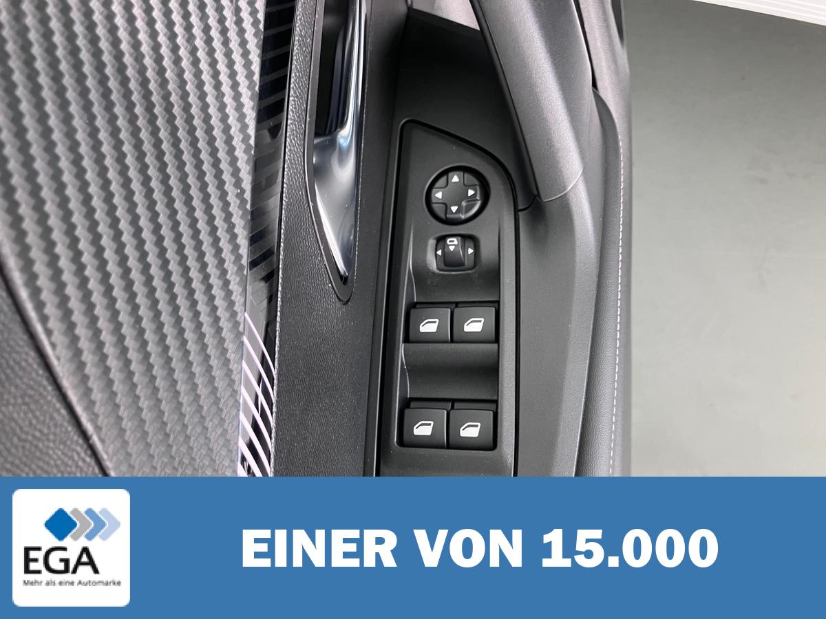 Peugeot 2008 Hybrid 145 Allure Automatik - Navi/ Sitzh./ Klimaaut./ 