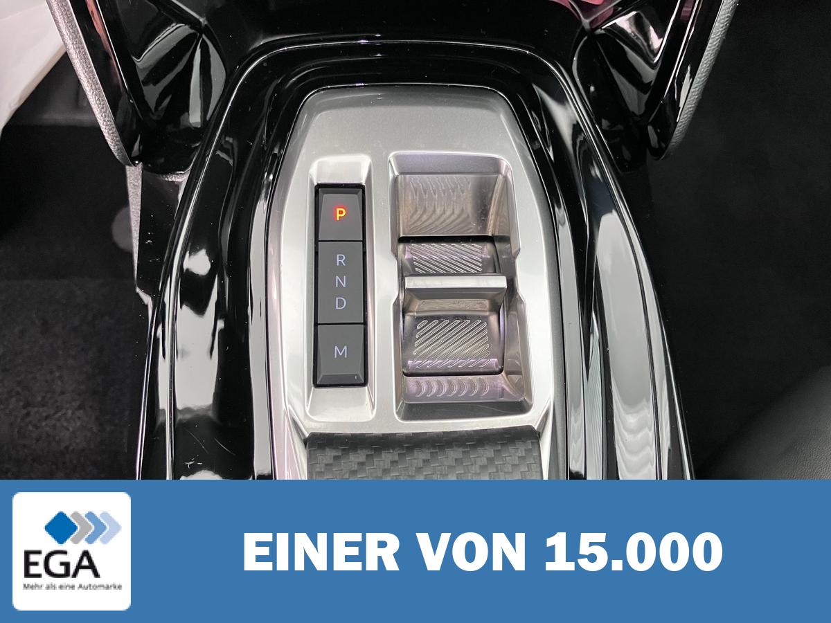 Peugeot 2008 Hybrid 145 Allure Automatik - Navi/ Sitzh./ Klimaaut./ 