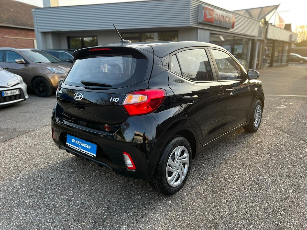 Hyundai i10 1.0 - Klima - Navi - R.Kam - PDC - Sitz+Lenkradhzg