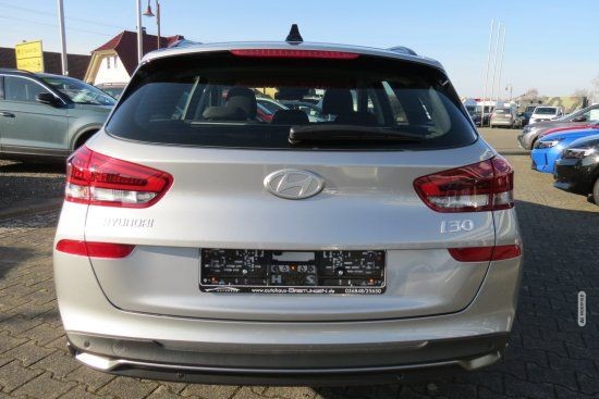 Hyundai i30 Kombi 1.5 T-GDI,Navi,SHZ,beh.Lenkrad,CarPlay