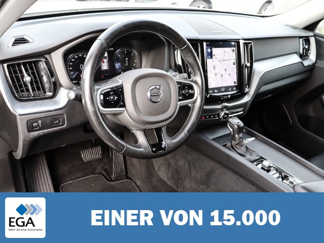 Volvo XC60 Momentum Pro 2WD AHK Navi Leder Digitales Cockpit Soundsystem HarmanKardon 