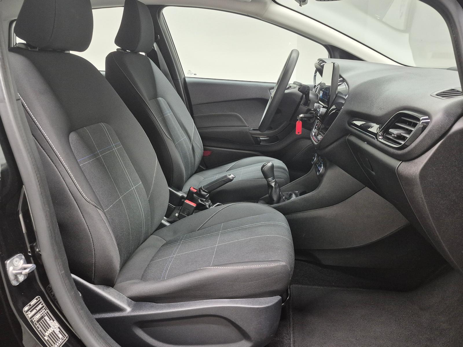 Ford Fiesta Navi/DAB/SHZ/Scheibenhzg/PDC/Tempomat