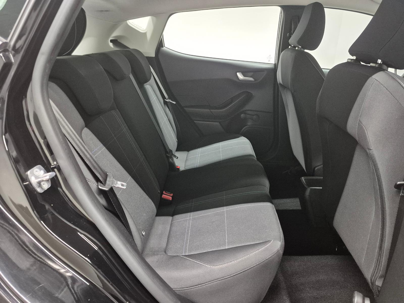 Ford Fiesta Navi/DAB/SHZ/Scheibenhzg/PDC/Tempomat