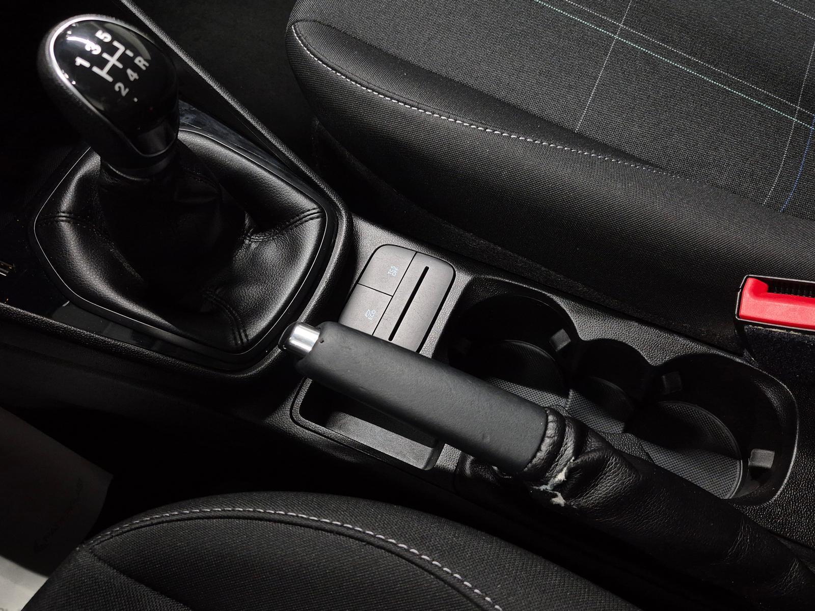 Ford Fiesta Navi/DAB/SHZ/Scheibenhzg/PDC/Tempomat