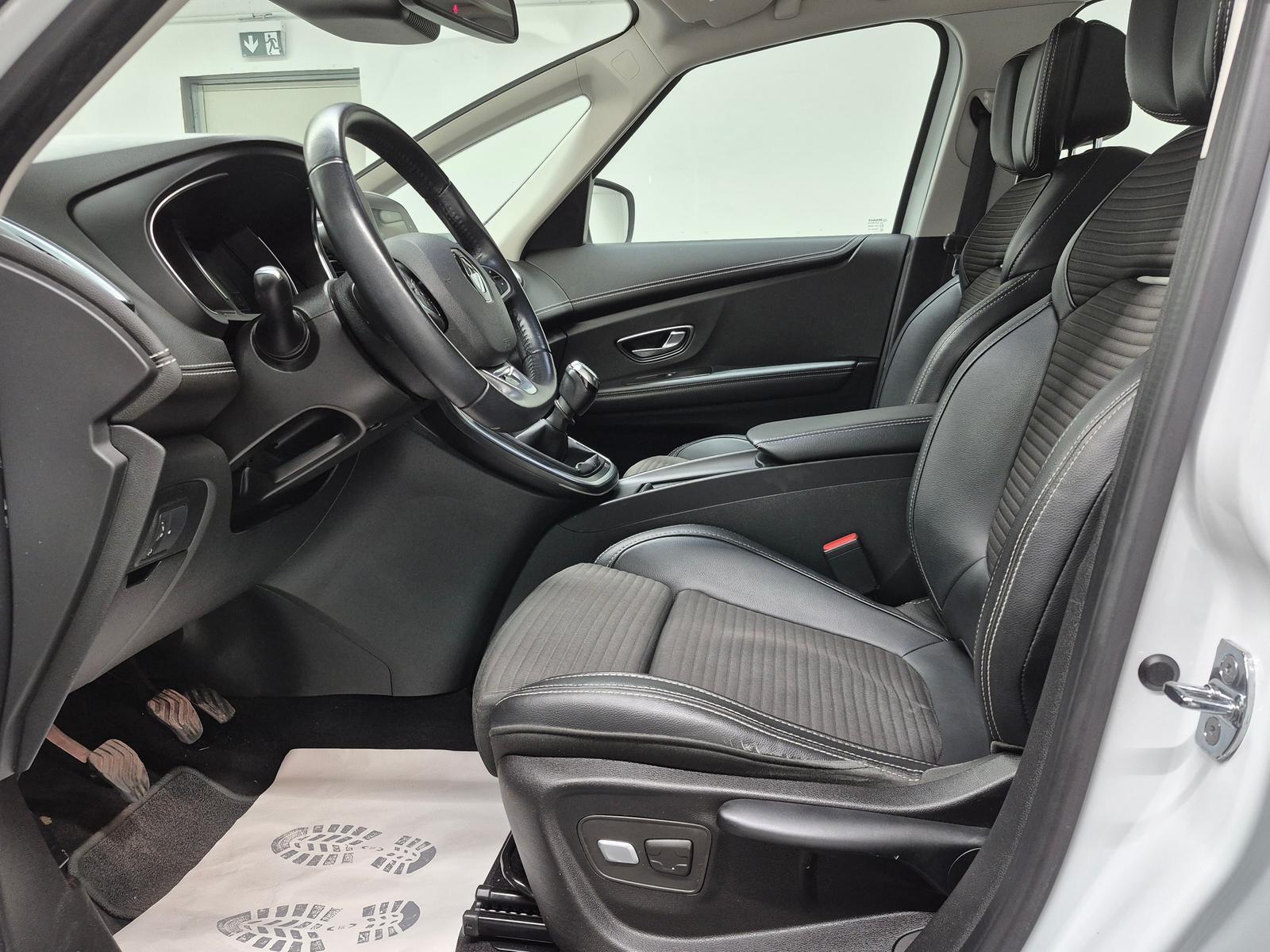 Renault Scenic Intense Navi/Massage/SHZ/PDC/Tempom/20-LM