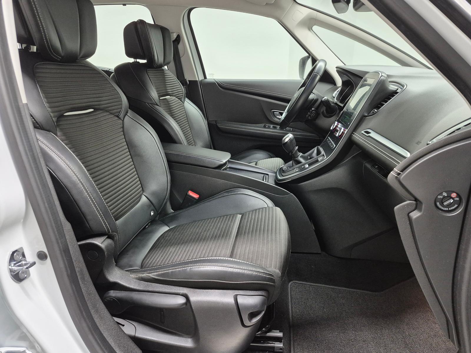 Renault Scenic Intense Navi/Massage/SHZ/PDC/Tempom/20-LM