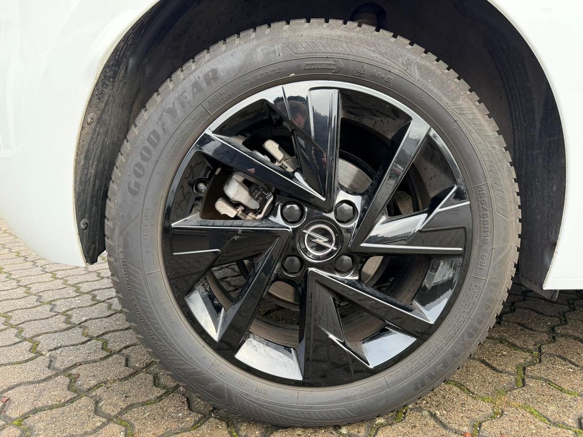 Opel Corsa F 1.2 Turbo Yes Sondermodell + Allwetterreifen