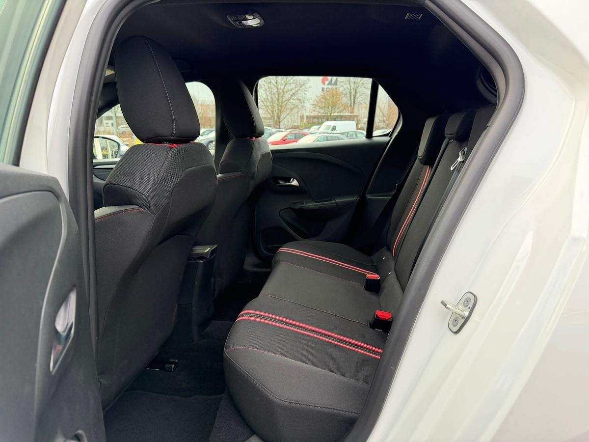 Opel Corsa F 1.2 Turbo Yes Sondermodell + Allwetterreifen