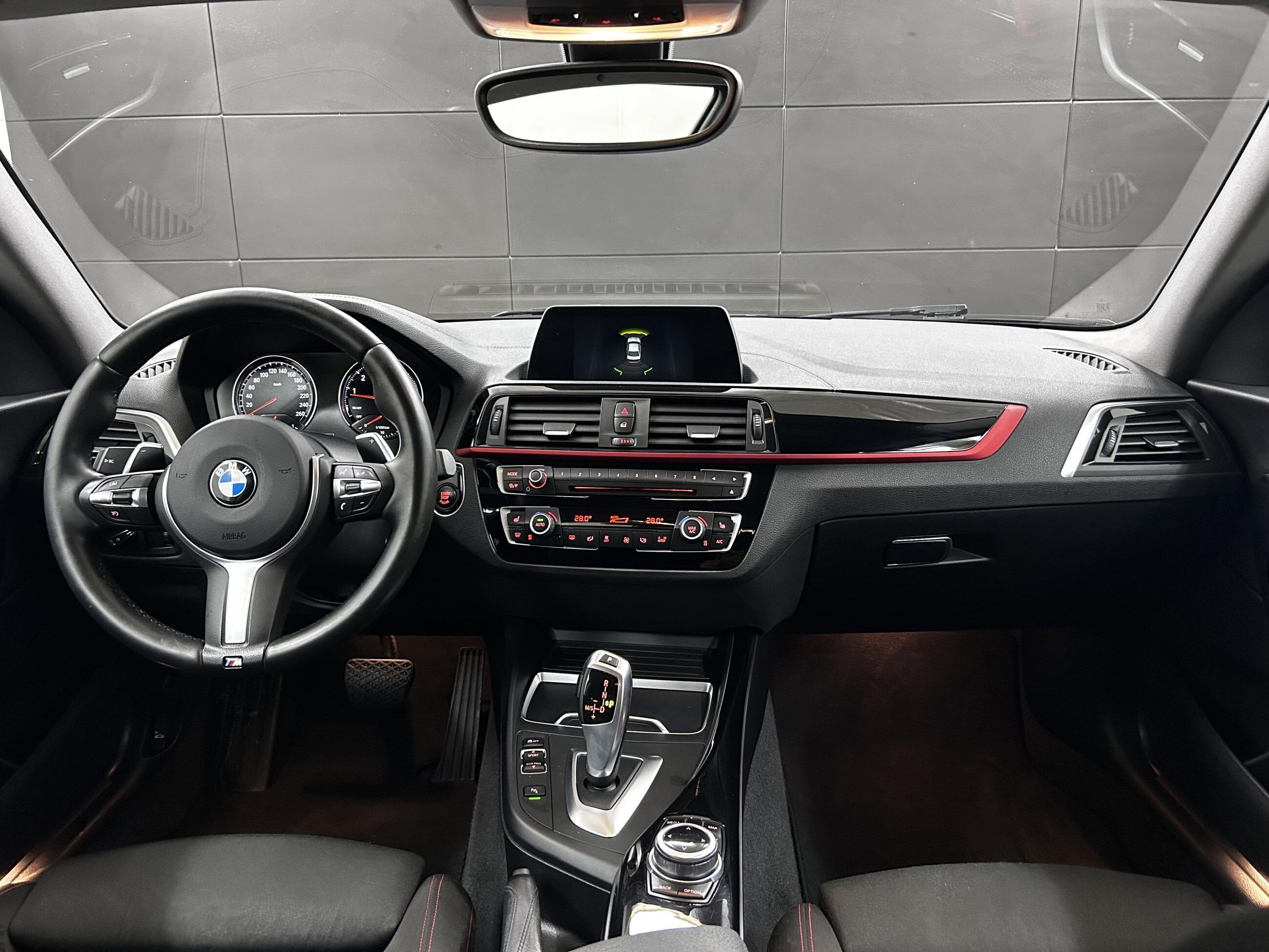 BMW 220 i Sport Line+Business+M Front+LED+Navi+Temp