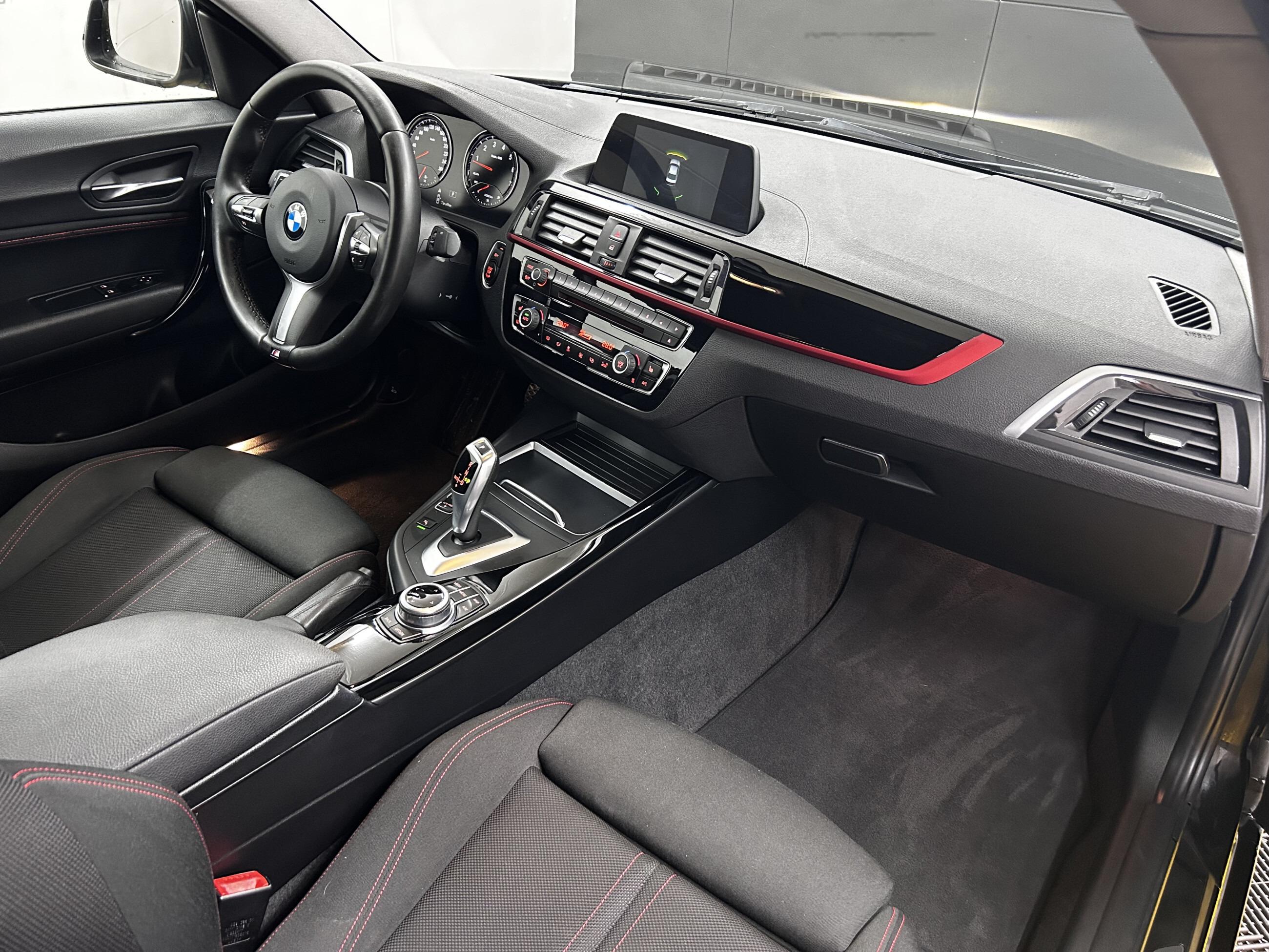 BMW 220 i Sport Line+Business+M Front+LED+Navi+Temp