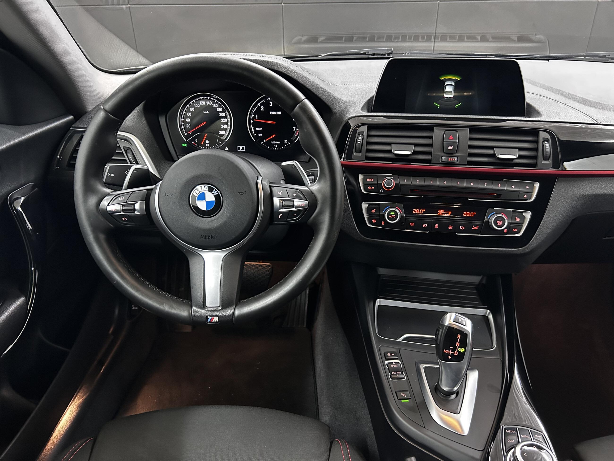 BMW 220 i Sport Line+Business+M Front+LED+Navi+Temp