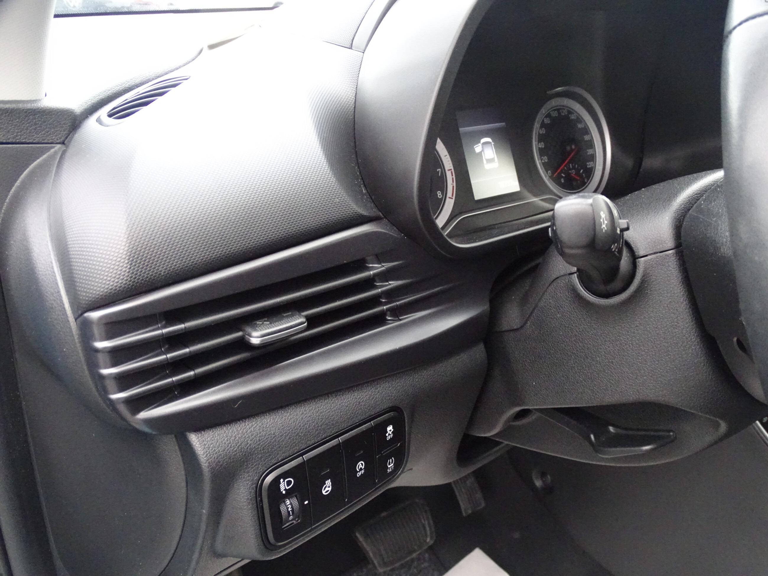 Hyundai i20 Select Mild-Hybrid / MFL / SHZ / SPURH. / BC