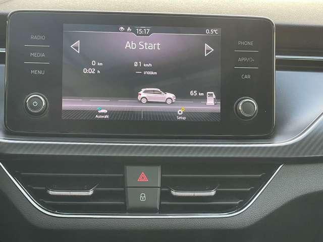 Skoda Kamiq 1.5 TSI Monte Carlo LED Pano CarPlay 18