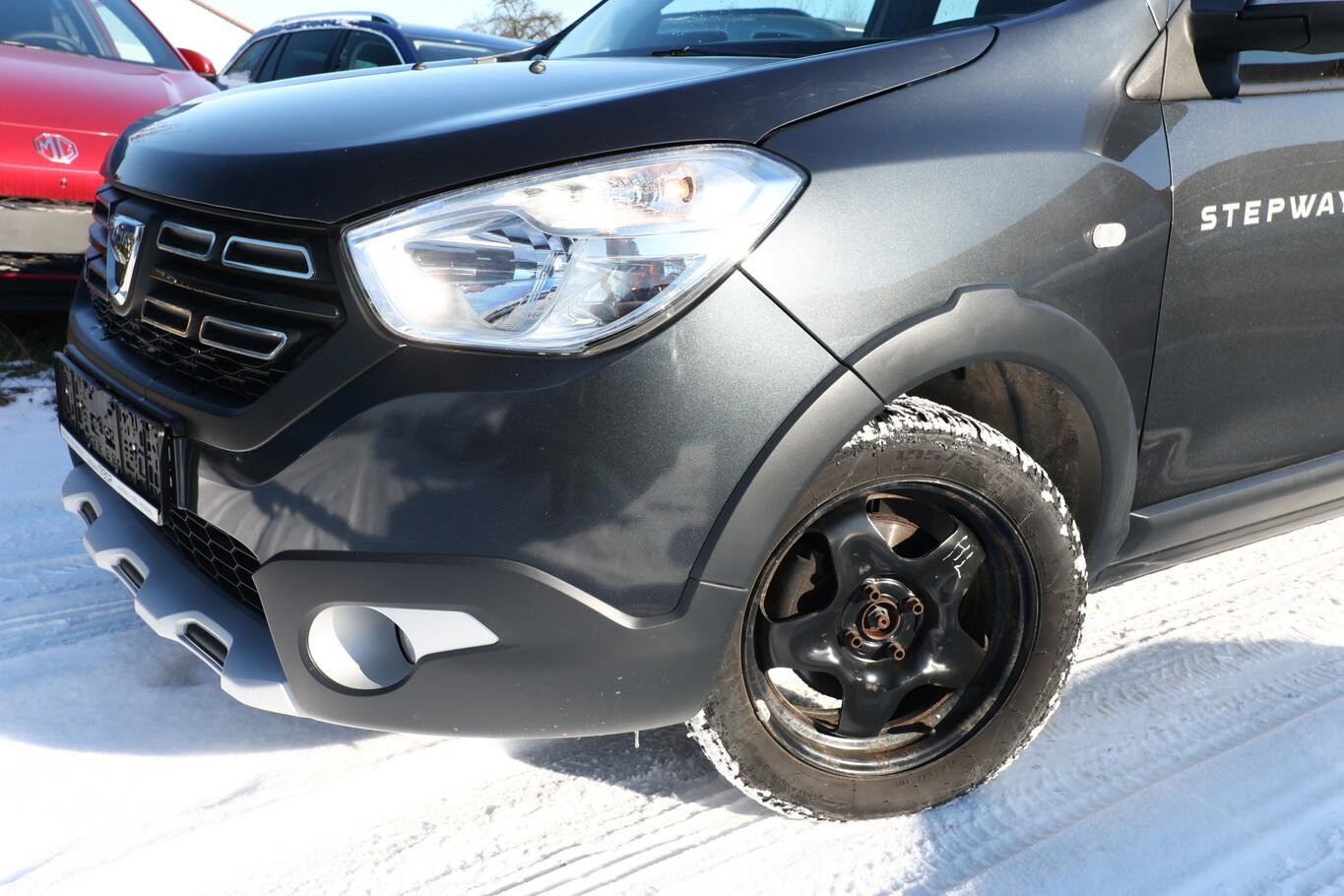 Dacia Lodgy Stepway 1.5 dCi 115 7-S Nav PDC Temp NSW