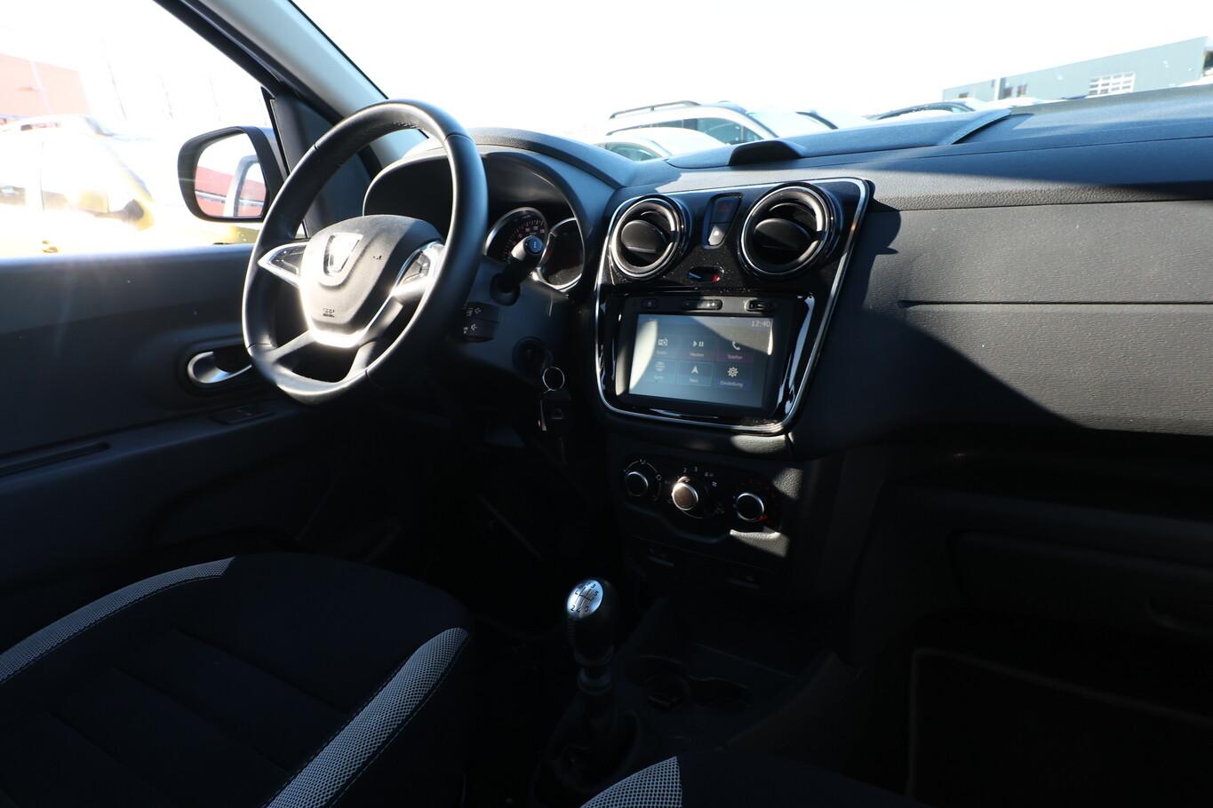 Dacia Lodgy Stepway 1.5 dCi 115 7-S Nav PDC Temp NSW