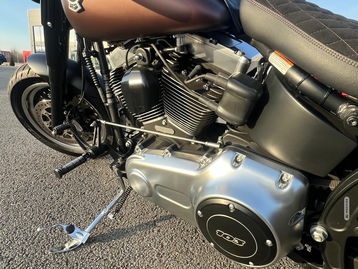 Harley-Davidson Fat Boy Seitentasche+Alcantara+Auspuffanlage