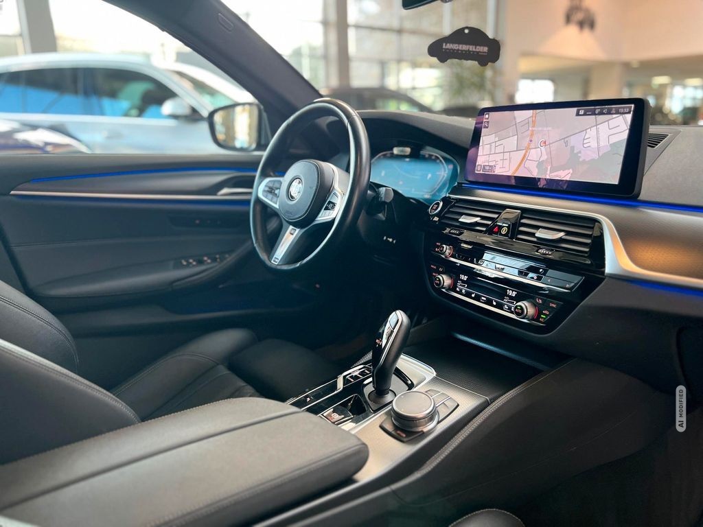 BMW 520 d MHEV M Sport Pro|STHZ|PANO|AHK|LASER|HK|RFK