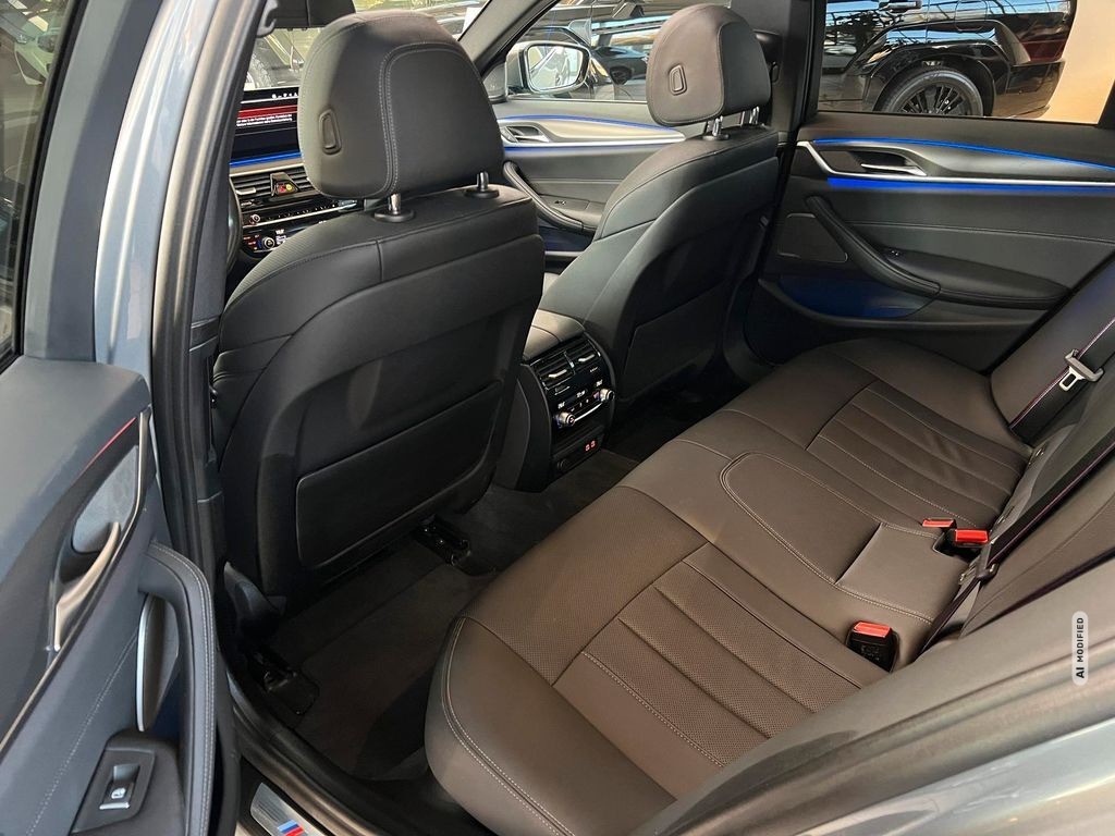 BMW 520 d MHEV M Sport Pro|STHZ|PANO|AHK|LASER|HK|RFK