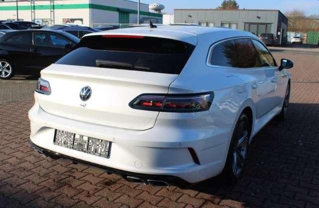 Volkswagen Arteon SB R 4M Pano ACC Navi Matrix HarmanKardon DCC 3...