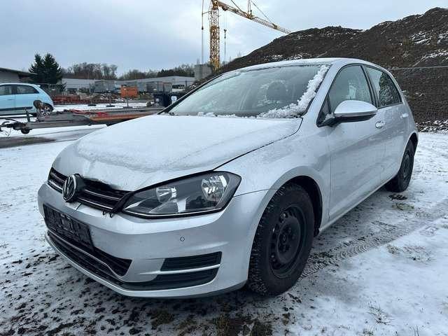 Volkswagen Golf 1.2 TSI  Trendline PDC v+h UNFALL