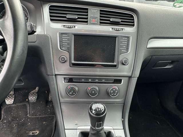 Volkswagen Golf 1.2 TSI  Trendline PDC v+h UNFALL