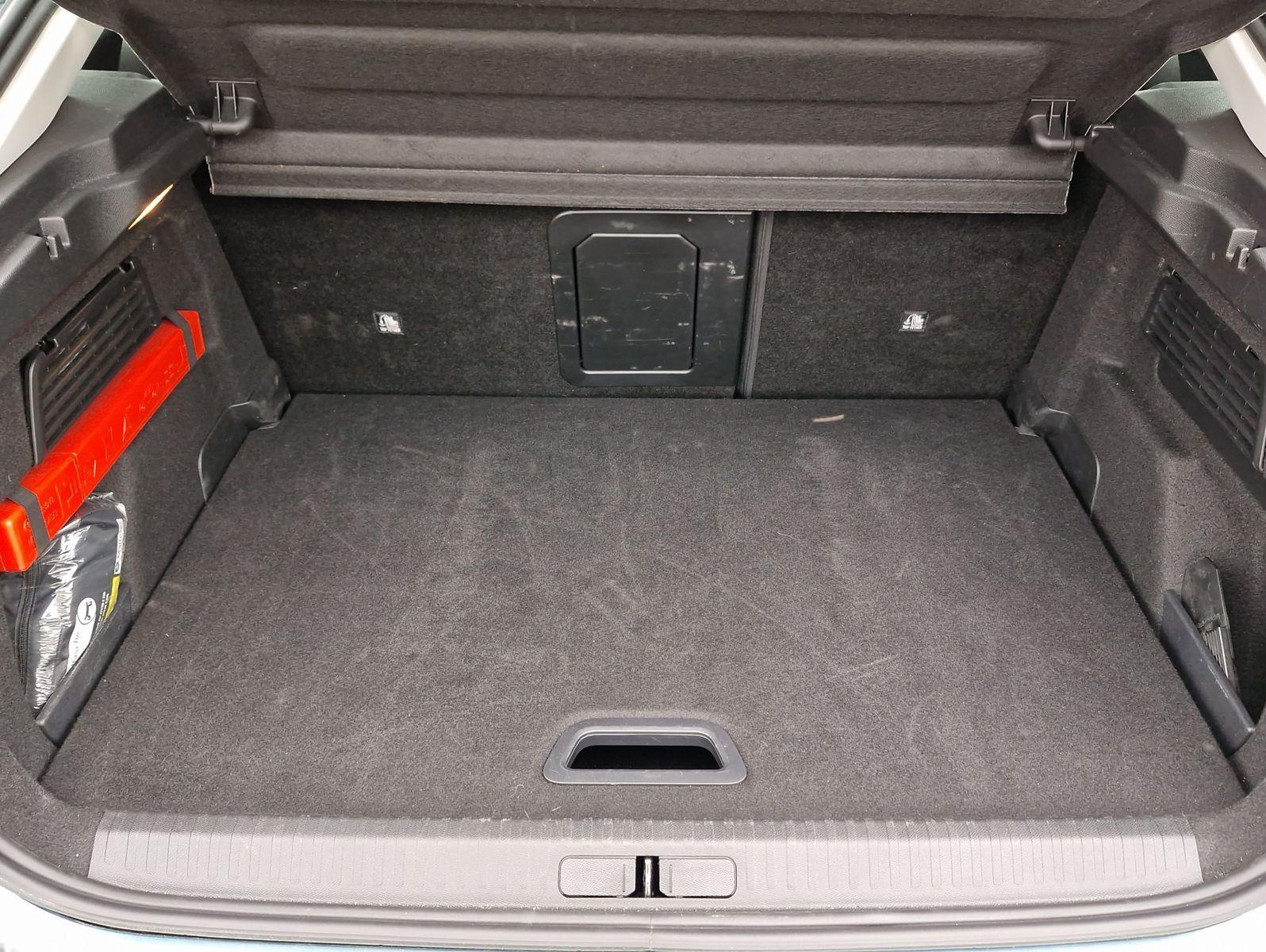 Citroën C4 PureTech 130 Plus AT LED Kamera SHZ PDC CarPl