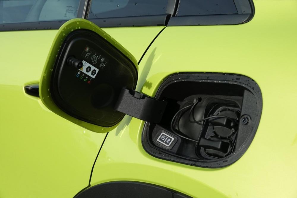 Abarth 600e TURISMO 240PS SOFORT!