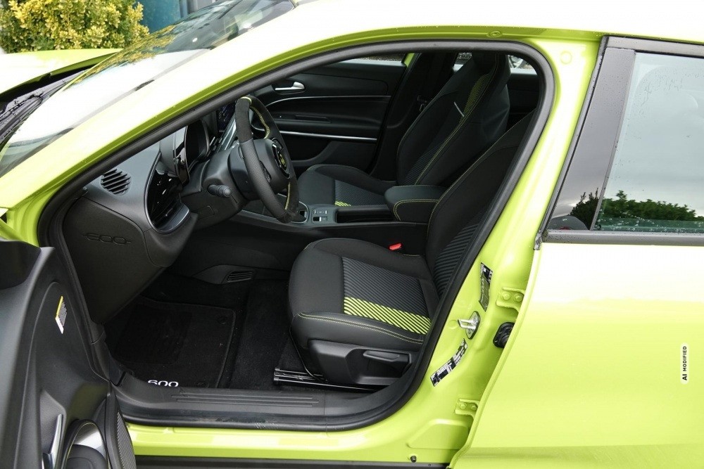 Abarth 600e TURISMO 240PS SOFORT!