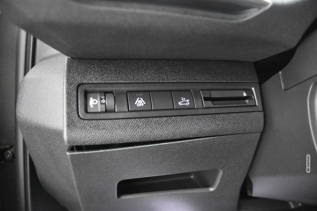 Peugeot 5008 Allure Pack LED Navi Kamera Sitzhz ACC