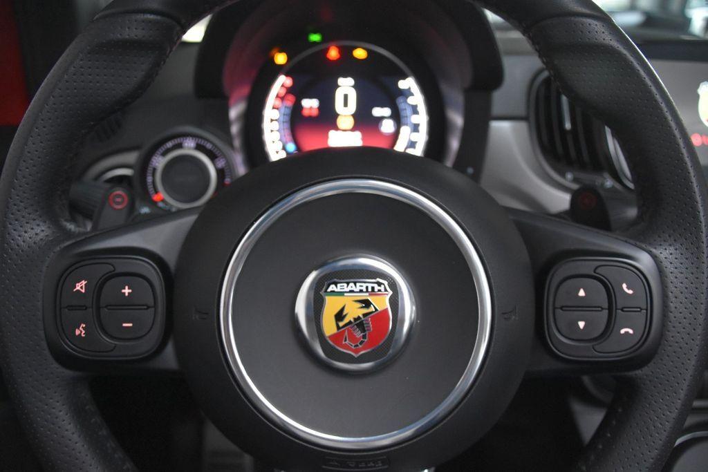 Abarth 595C 595 C Navi Beats Leder Xenon AppConnect PDC